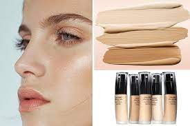Contenu dans un emballage pratique, idéal pour la valise ou le sac à main. Fond De Teint Du Plus Couvrant Au Plus Leger