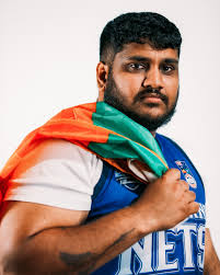 After ROUND2️⃣, Gerrard Newby holds