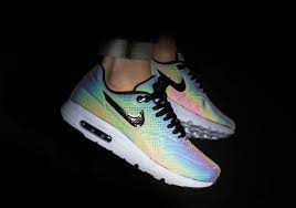 A Closer Look At The Color Changing Nike Air Max Releases Sneakernews Com Nike Air Max Running Shoes Nike Nike Free Shoes