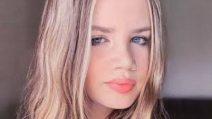 Beautiful', 'amazing' teen killed in weekend crash, 18-year-old charged