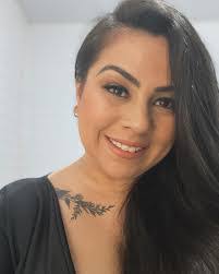 Carla Matos's Instagram, Twitter & Facebook