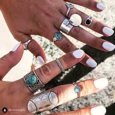 Bijoux , bagues etat neuf salam aleykoum a vendre cette superbe bague de la marque cerruti 1881 en argent 925 pour femme de taille 58 neuve, jamais porté dans sa boîte. Bojenje Zavrtiti Vozilo Bague Argent Ethnique Femme Herbandedi Org