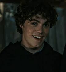 Dylan Crouch's Instagram, Twitter & Facebook