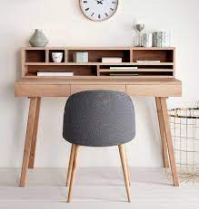 Gebaut aus einem massivem eiche tür. Kleiner Schreibtisch Von Hubsch Interior Online Bei Milanari Com