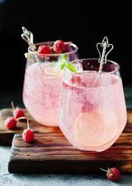 Soupe De Champagne Aux Framboises Recette Recette Recettes De Cuisine Cuisine Et Boissons