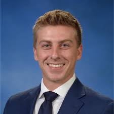 Real Estate Risk Profiles: Theory vs. Practice