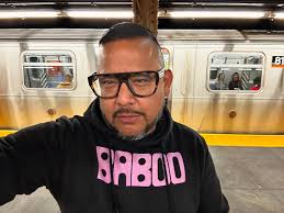 Robert Guzman (@baboophotography) • Instagram photos and videos