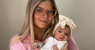 Mom influencer drugs her baby