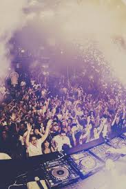 Http Www Tipsforplanningaparty Com Howtothrowaraveparty Php Has Some Information On To Throw And Host Concert Photography Electronic Dance Music Dance Music