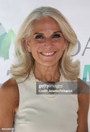 236 Pearl Bryant Stock Photos, High-Res Pictures, and Images