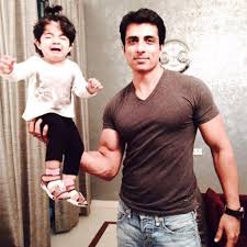 नि:शुल्क सेवा। paediatric heart surgeries: Sonu Sood Son 10 Striking Pictures Reviewit Pk