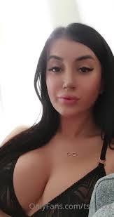 Elisha Shelly aka elishashelly onlyfans (2020 05 17) Elisha Shelly (Vert.)  (3)