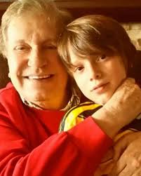 Feliz cumpleaños Nicolás,hijo mío.Extraño esos momentos,unidos en el amor,  fácil de sentir...hoy el amor sigue ahí. Te quiero.