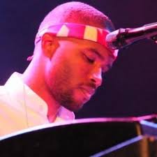 Stream Julian Lamb music