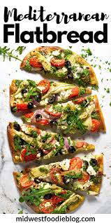 Easy Mediterranean Flatbread Pizza Recipe In 2020 Tasty Vegetarian Recipes Easy Vegetarian Dinner Recipes