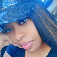 Latoria Hayes's Instagram, Twitter & Facebook