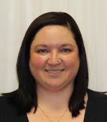 Sara Beatty's Instagram, Twitter & Facebook