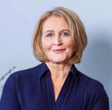 Dear mr Starmer ever time you are interviewed by anyone you keep saying you  are putting money back in the pockets of the working people , I was  wondering if it's just