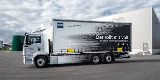 Lkwlog gmbh (commonly referred to as lkw) is a logistics company featured in euro truck simulator and euro truck simulator 2. Man Und Daimler Weiten E Lkw Praxistests Aus Electrive Net
