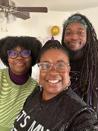 Robin Wiggins (@mzrobinwiggins) • Instagram photos and videos