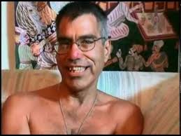 Artist Interviews & Exhibition Features