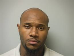 Traffic stop ends in car full of arrests