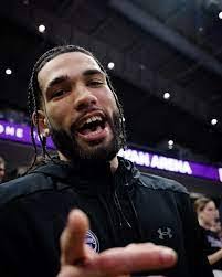 Daniel Buie's Instagram, Twitter & Facebook