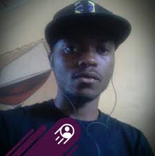 🌬️🌅Limbé Limbé, petite ville côtière à 80 kilomètres de Douala est, avec  Kribi, l'une des 2 stations balnéaires du Cameroun. Elle est caractérisée  par ses plages de sable noir que l'on peut