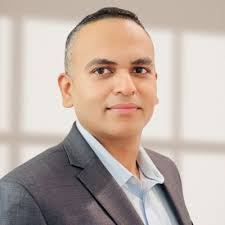 We're excited to announce that Justin Stahl, VP of Information Technology  and Information Security Officer for the Chicago Bears, has joined our  Blockchain Fund as a Venture Advisor!