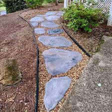 Stepping stones diy kids kid friendly diy diy for kids projects for kids gardening for kids crafts stones diy garden crafts diy concrete crafts. Diy Concrete Stepping Stones That Look Natural Artsy Pretty Plants