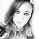 Deana Meredith's Instagram, Twitter & Facebook