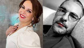 …usar batom vermelho, ate porque acho que não me fica bem, para dizer que não sou fascista. Batom Vermelho Homens E Mulheres Pintam Labios Em Movimento Contra Andre Ventura