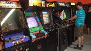 Juegos de la antigua consola de arcade, entre los cuales se incluyen juegos. 5 Juegos Arcade De Los Anos 80 Y 90 Con Su Link Para Que Te Lo Puedas Descargar Tudiario Net