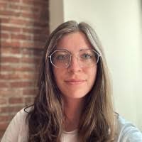 100+ "Roxanne M." profiles