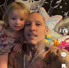 Who will be open and serving Thanksgiving dinner in Clayton?