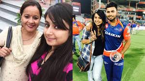 He was born on 4 october 1997 in haridwar, uttarakhand, india. Rishabh Pant Unseen Photos With His Family And Girlfriends Youtube