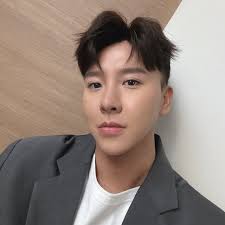 台中有沒有推薦的妝造師！！ 妝造推薦