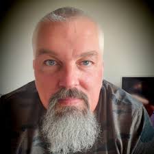 I am playing with Pz B2 tank . when I come arocss other pz b2 I can't  penetrate and all hits do little to none damage I have used standard and  also