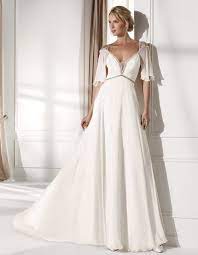 Inoltre, progettiamo abiti da sposa in pizzo, tulle, chiffon, mikado o qualsiasi altro tessuto di alta qualità. Nicole Vestiti Da Sposa 2020 Wedding Dresses Straight Wedding Dresses Gorgeous Wedding Dress