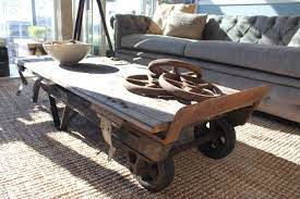 Antique round coffee table, distressed floral design coffee table, handmade & traditional table, centre and side table, wooden furniture. House Home Willcraftforfood Page 2 Upcycling Tisch