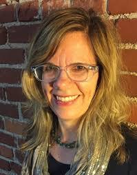 Kris Rust's Instagram, Twitter & Facebook