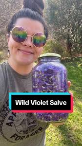Herbalist Uses for Wild Violets