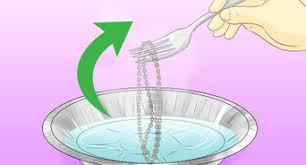 Line a shallow pan with aluminum foil. 3 Ways To Clean Silver Jewelry With Vinegar Wikihow