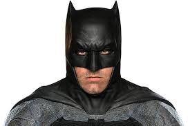 Ben affleck in batman v superman: First Clear Full Color Look At Ben Affleck In Costume From Batman Vs Superman