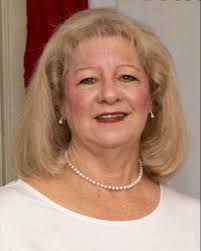 Laurie Anne Hankins Traweek Obituary May 1, 2025