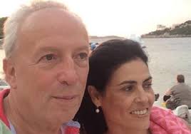 Foi o líder do partido aliança até 26 de setembro de 2020. Pedro Santana Lopes E A Namorada Dina Vieira Flashes Flash