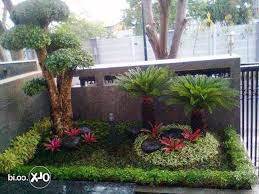 Rumah minimalis terus meraih minat yang tinggi dari masyarakat. Foto Model Taman Rumah Minimalis Rumahminimalis44