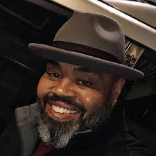 Andre Cunningham's Instagram, Twitter & Facebook