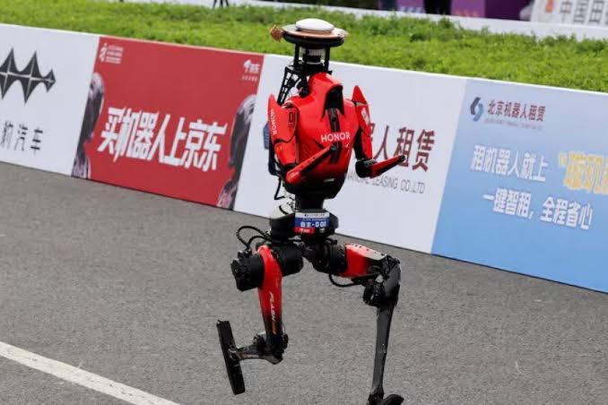 Robot Breaks Usain Bolt's 100-Meter World Record