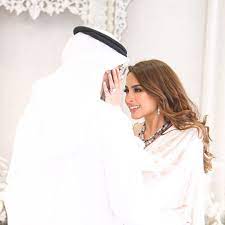 الفنانة الكويتية حياة الفهد ترد على الانتقادات الموجهة لها بالعنصرية ضد الوافدين، بعدما دعت لرميهم في الصحراء لحل أزمة سعة المستشفيات في الكويت في ضوء تفشي. Ù…ÙØ§Ø¬Ø£Ø© Ø²ÙˆØ§Ø¬ ÙÙˆØ² Ø§Ù„ÙÙ‡Ø¯ ÙˆÙ‡Ø°Ø§ Ù‡Ùˆ Ø³Ø¹Ø± Ù…Ø¬ÙˆÙ‡Ø±Ø§Øª Ø¹Ø±Ø³Ù‡Ø§ Ù…Ø¬Ù„Ø© Ø§Ù„Ø¬Ù…ÙŠÙ„Ø©